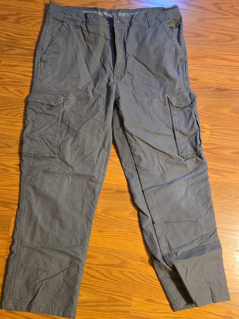 SMITH Men's Cargo Pants in Charcoal Gray